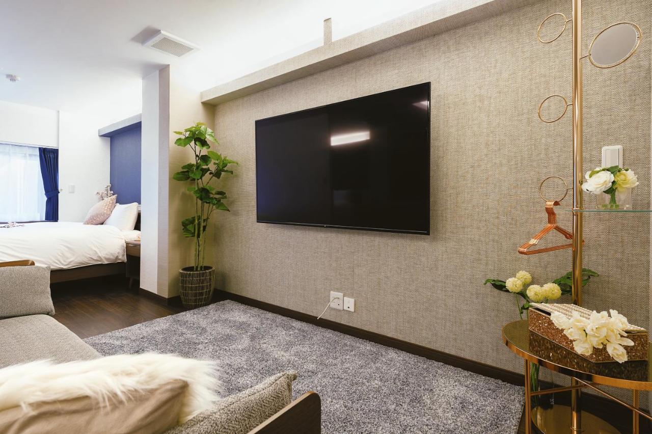 Cherry Blooming Tokyo- All Suite Boutique Hotel 东京伊樱里-中央区全套房艺术酒店 المظهر الخارجي الصورة