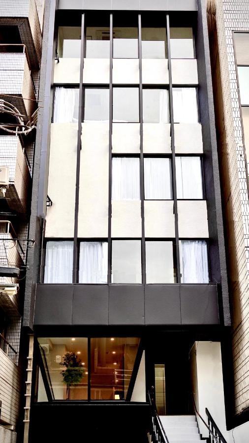 Cherry Blooming Tokyo- All Suite Boutique Hotel 东京伊樱里-中央区全套房艺术酒店 المظهر الخارجي الصورة
