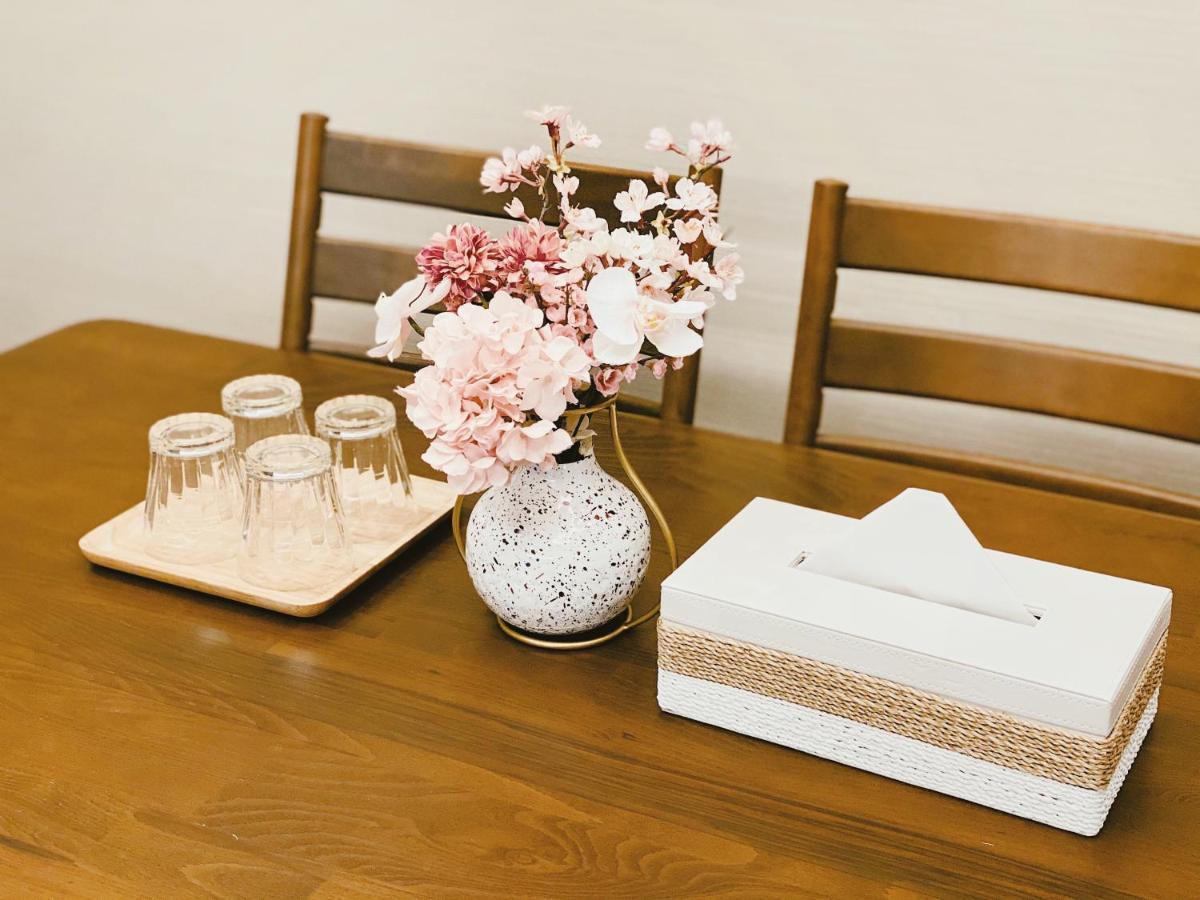 Cherry Blooming Tokyo- All Suite Boutique Hotel 东京伊樱里-中央区全套房艺术酒店 المظهر الخارجي الصورة